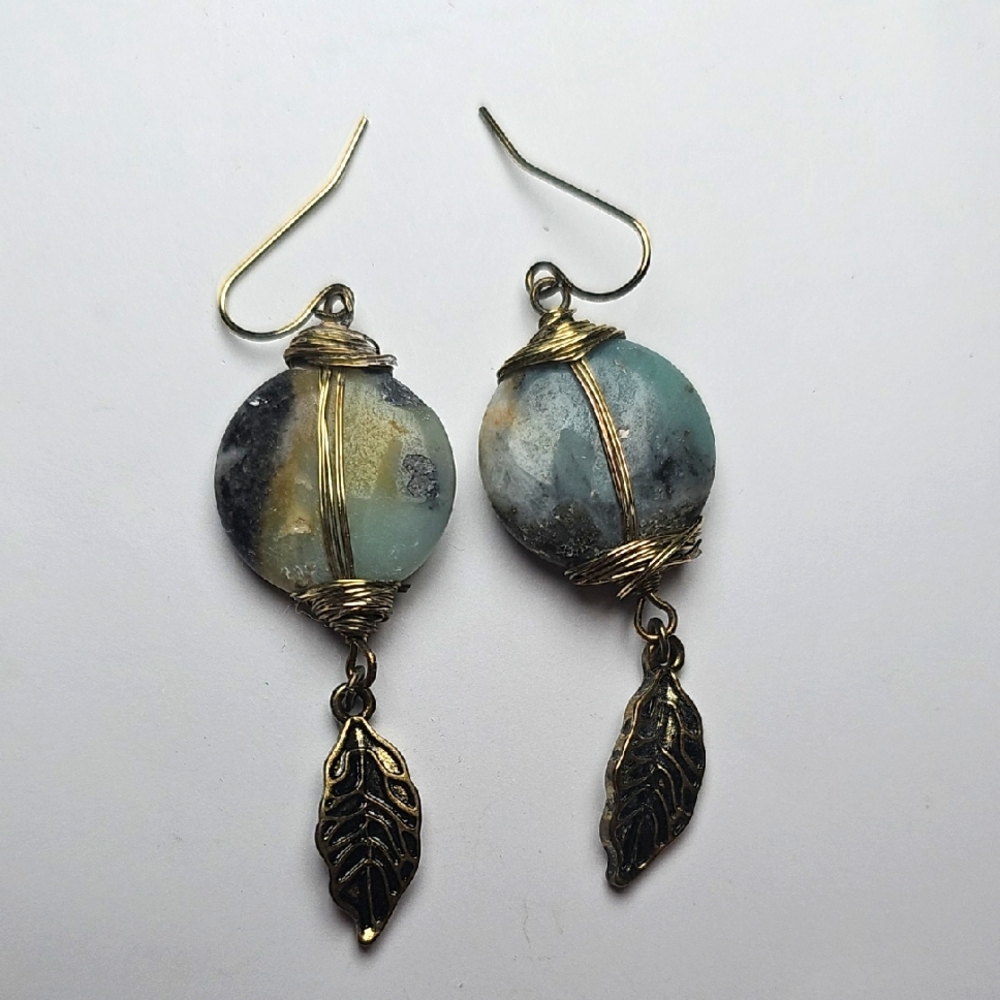 Elegant Gemstone Dangling Earrings
